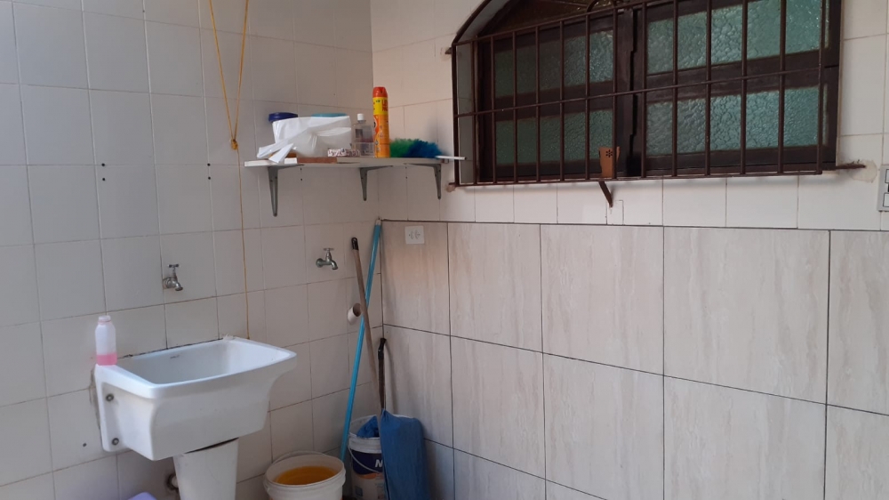 VENDO CASA LAQDO PRAIA NO BAIR